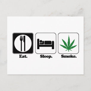 Carte Postale manger dormir fumer de l'herbe