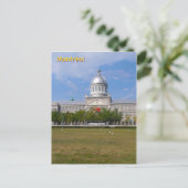 Carte Postale Marché Bonsecours (Debout devant)