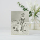 Carte Postale Marche de mère et de fils (Debout devant)