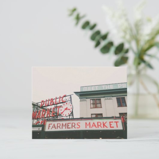 Carte Postale Marché de Pike Place (Debout devant)