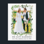 Carte Postale Mariage à l'aquarelle Eucalyptus Nous nous sommes<br><div class="desc">Cadre de verdure d'eucalyptus à l'aquarelle moderne Photo de mariage Carte de faire-part de mariage</div>