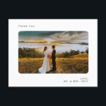 Carte postale mariage Merci photo<br><div class="desc">Ce design romantique et intemporel présente un script moderne associé à un texte audacieux. Veuillez me contacter si vous avez besoin d'aide pour cette conception.</div>