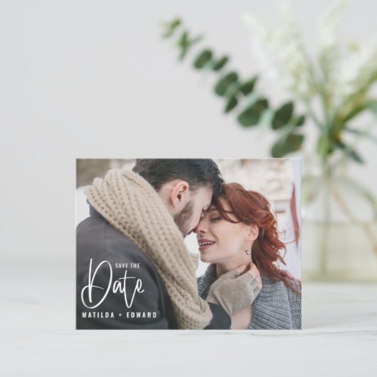 Carte Postale Mariage photo monochrome écrit à la main moderne i (Debout devant)