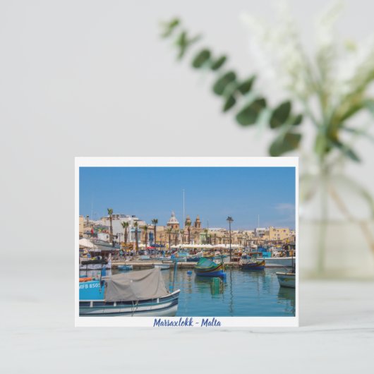 Carte postale Marsaxlokk (Debout devant)