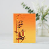 Carte Postale Matériel de distribution d'électricité (Debout devant)