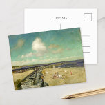 Carte Postale Matin à Breakwater | William Merritt Chase<br><div class="desc">Matin à Breakwater, Shinnecock (vers 1897) | William Merritt Chase’s Morning at Breakwater, Shinnecock (vers 1897) saisit une scène de plage sereine avec un sentiment de loisirs et de tranquillité. Les teintes douces et les coups de pinceau délicats évoquent un matin paisible au bord de l'eau, où les figures apprécient...</div>
