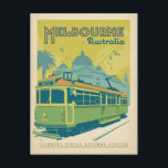 Carte Postale Melbourne, Australie - Trolley<br><div class="desc">Anderson Design Group est une firme d'illustration et de design primée à Nashville,  Tennessee. Le fondateur Joel Anderson dirige une équipe d'artistes talentueux pour créer des posters originaux qui ressemblent à des imprimés publicitaires vintages classiques des années 1920 aux années 1960.</div>