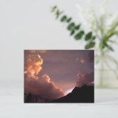 CARTE POSTALE MÊME LORSQUE LE MONDE CHANGE RAPIDEMENT (Debout devant)