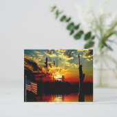 CARTE POSTALE MÉMORIAL SKYLINE (Debout devant)