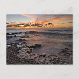 Carte Postale Mer des Caraïbes, îles Caïmanes.  Ondes écrasantes