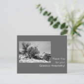 Carte Postale Merci d'accueil noir et blanc (Debout devant)