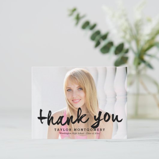 Carte postale Merci de graduation fièrement brossé (Debout devant)