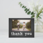 Carte postale Merci de typographie (Debout devant)