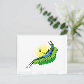 Carte Postale Mère Alien se prélasse (Debout devant)