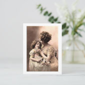 Carte Postale Mère vintage et enfant (Debout devant)