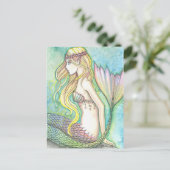 Carte postale Mermaid Rainbow Tail par Molly Harri (Debout devant)