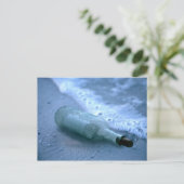 Carte Postale Message dans une bouteille (Debout devant)