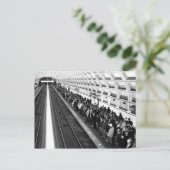 Carte postale Metro B&W (Debout devant)