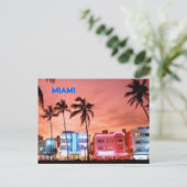 CARTE POSTALE MIAMI (Debout devant)