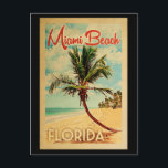 Carte Postale Miami Beach Floride Palm Tree Beach Vintage voyage<br><div class="desc">Miami Beach Floride design dans le style Vintage voyage avec un palmier sur la plage avec l'océan et le ciel.</div>