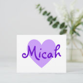 Carte Postale Micah en violet (Debout devant)