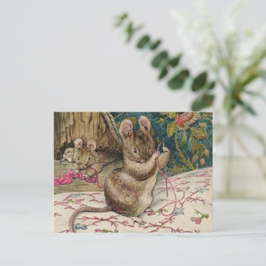 Carte Postale Mice At Work - Beatrix Potter (Debout devant)