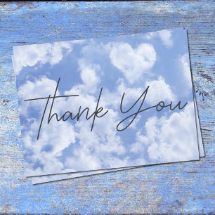 Carte Postale Mignonne Nuage En Forme De Coeur Dans Le Ciel Bleu