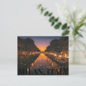 Carte postale Milan, Italie (Debout devant)