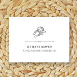 Carte Postale Mini-fer à cheval | Faire-part de déplacement<br><div class="desc">Ces annonces mouvantes, tendance et élégantes, en noir et blanc, présentent un style rustique moderne et minimaliste, avec un texte classique qui dit "Nous avons bougé" (vous pouvez changer ce texte facilement). Une paire de fer à cheval dessinée à la main est présentée dans une illustration subtile, pour un look...</div>