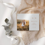 Carte Postale Minimal et chic | Photo Boho Mariage Merci<br><div class="desc">Ces cartes postales élégantes et modernes de remerciement mariage présentent un design simple en terre cuite et en texte blanc qui respire le style minimaliste,  avec votre photo de mariage personnelle préférée. Ajoutez vos initiales ou votre monogramme pour les rendre complètement vôtres.</div>