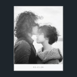 Carte Postale Minimaliste moderne noir blanc photo Enregistrer l<br><div class="desc">Minimaliste moderne de la typographie noir et blanc Mariage photo Enregistrer la date Carte postale</div>