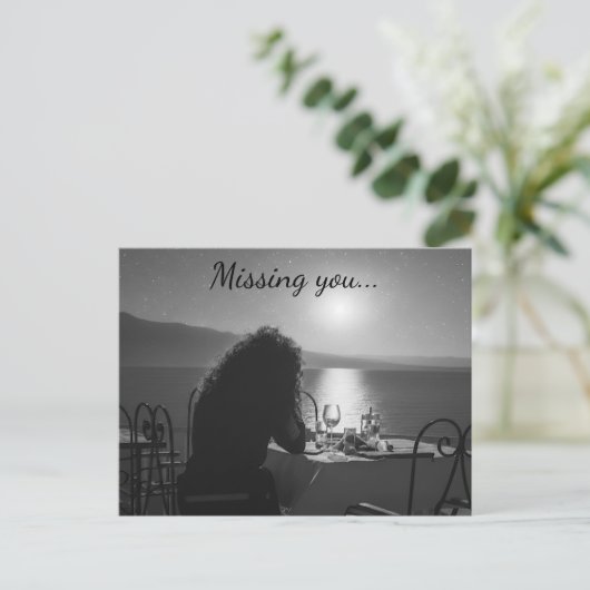 Carte Postale Missing you Postcard (Debout devant)