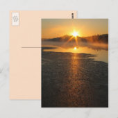 Carte postale Misty Lake Sunrise (Devant / Derrière)