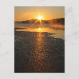 Carte postale Misty Lake Sunrise