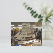 Carte Postale Modèle bateau (Debout devant)