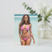 Carte Postale Modèle de maillot de bain afro-américain souriant (Debout devant)