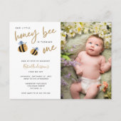 Carte Postale Moderne Cute Honey Bee First Birthday Invitation (Devant)