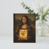 Carte Postale Mona Lisa Holds a Van Gogh (Debout devant)