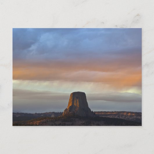 Carte Postale Monument national de Devils Tower, tempête au couc (Devant)