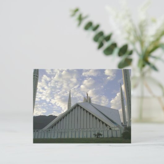 Carte postale Mosquée Faisal (Debout devant)