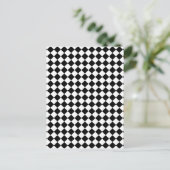 Carte Postale Motif à carreaux noir et blanc (Debout devant)