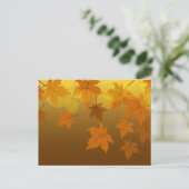 Carte Postale Motif d'automne avec feuilles d'érable en chute et (Debout devant)