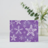 Carte Postale Motif de flocon de neige violet et blanc (Debout devant)