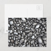 Carte Postale Motif de galets de lave noire (Devant / Derrière)