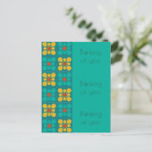 Carte Postale Motif en mosaïque de fleur mod Turquoise et jaune, (Debout devant)