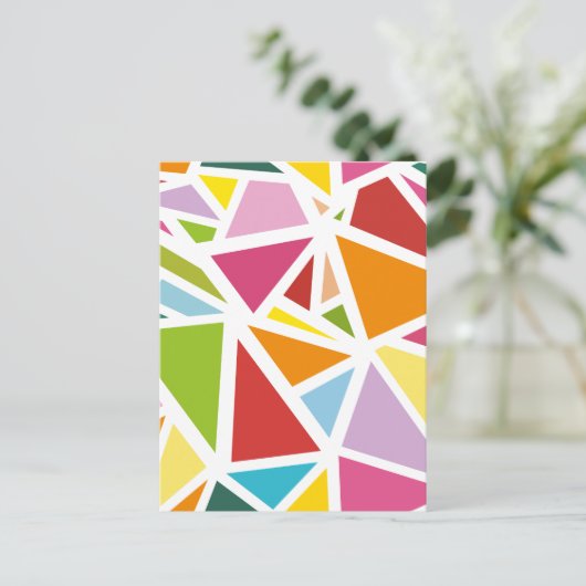 Carte Postale Motif triangles colorés 4 (Debout devant)