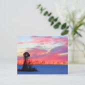 Carte Postale Moulin à vent avec lever de soleil rose (Debout devant)