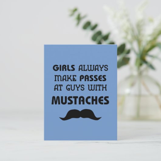 Carte Postale Moustache (Debout devant)