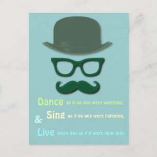 Carte Postale moustache verte, lunettes et casquette derby
