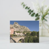 Carte Postale Moustiers-Sainte-Marie, Provence, France (Debout devant)